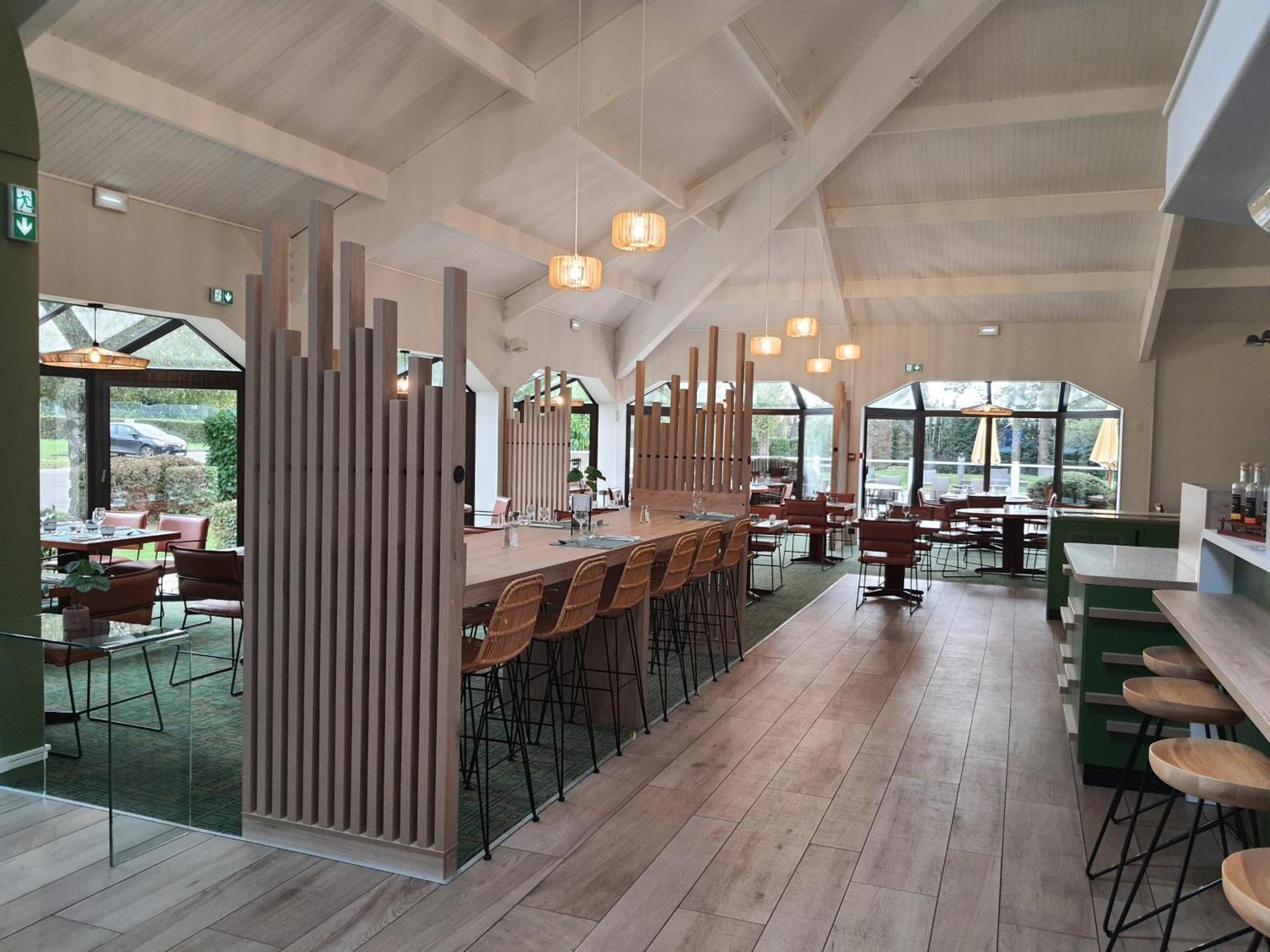 Ibis Styles Lisieux Normandie Exterior foto