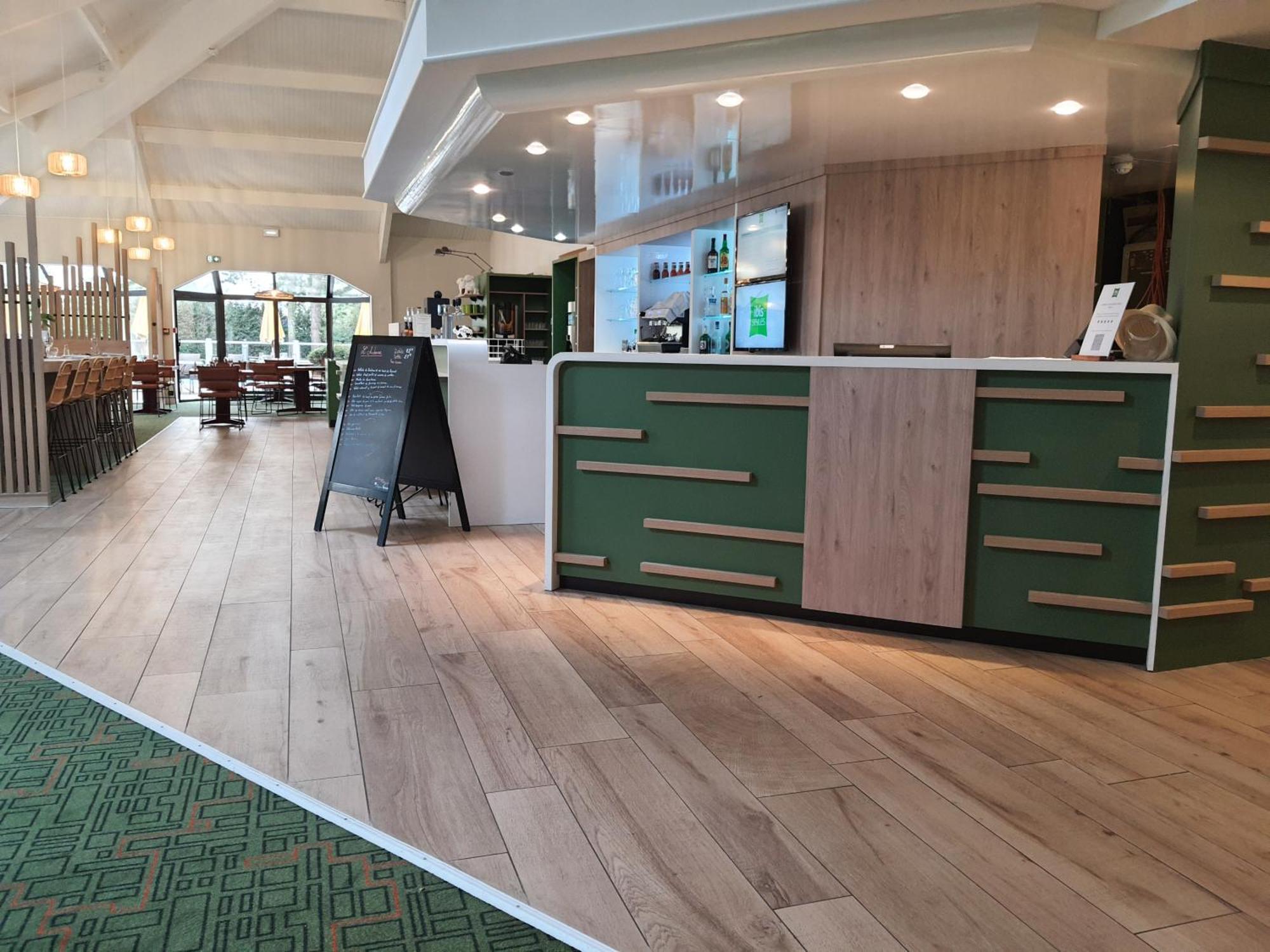 Ibis Styles Lisieux Normandie Exterior foto