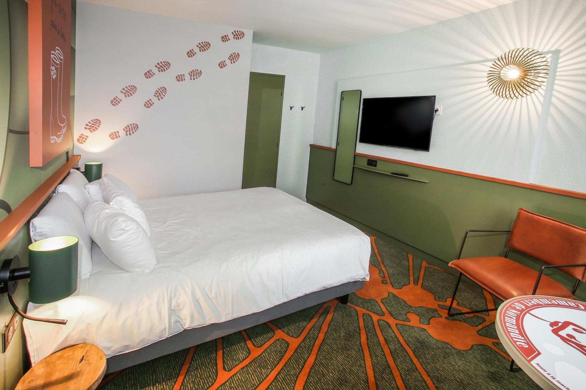 Ibis Styles Lisieux Normandie Exterior foto